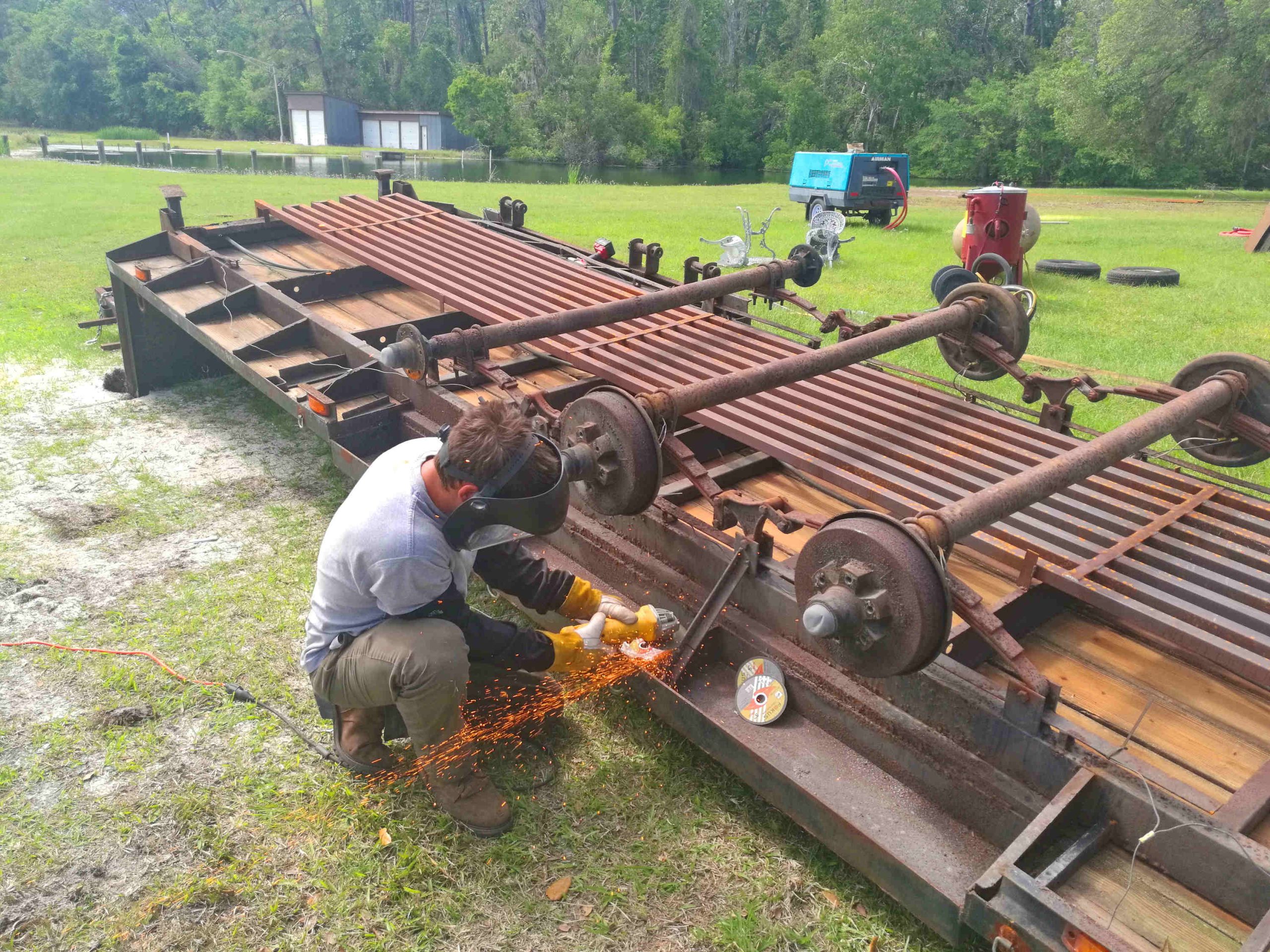 30_ft_trailer_restore_sandblast_repaint-04-scaled-1.jpg