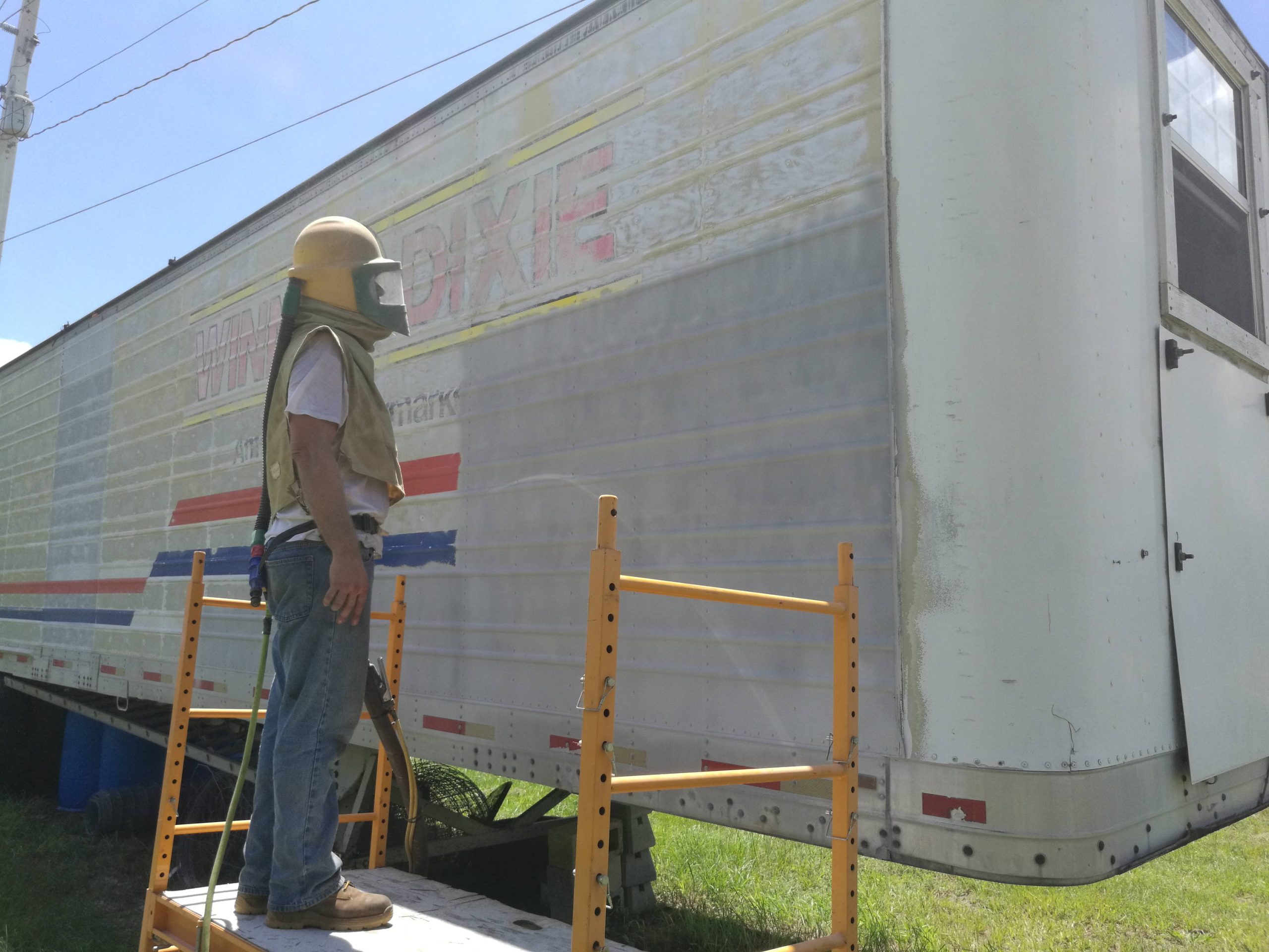 Aluminum_Tractor_trailer_sandblast_paint_removal-03-scaled-1.jpg
