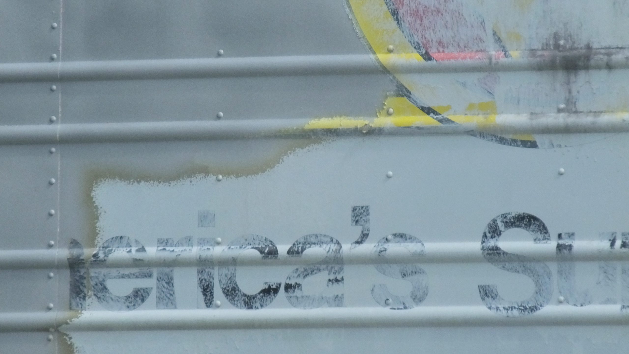 Aluminum_Tractor_trailer_sandblast_paint_removal-05-scaled-1.jpg