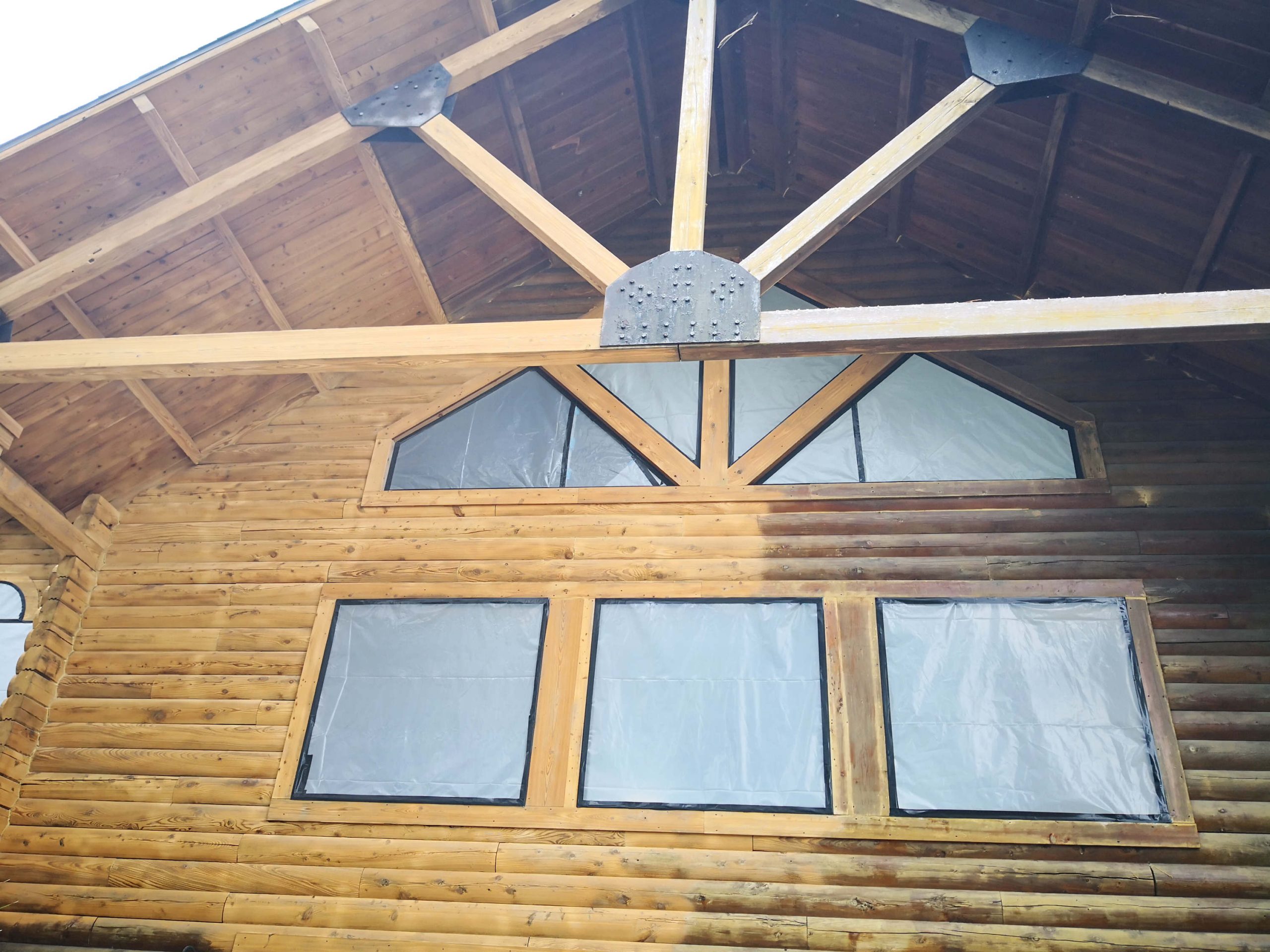 Log_cabin_house_sandblasting_stain_removal_restoration_09-scaled-1.jpg
